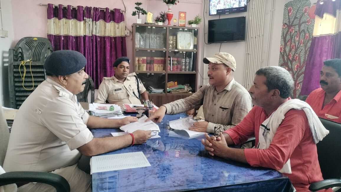 जमा की गयी राशि के गबन करने के आरोप में पोस्टऑफिस कर्मी गिरफ्तार