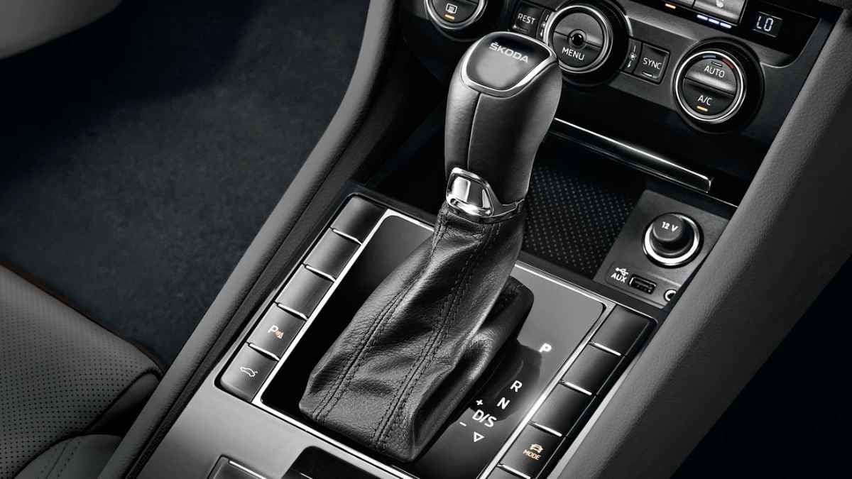 Automatic Transmission में भी मिलते हैं 5 विभिन्न प्रकार के ऑप्शन, आपके लिए कौन सा बेहतर