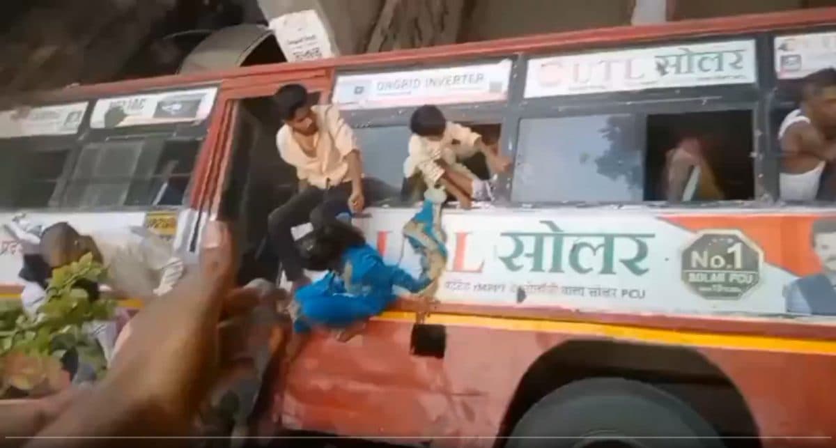 UP News: हरिद्वार में पुल से नीचे गिरी यूपी रोडवेज की बस, 20 से अधिक यात्री घायल