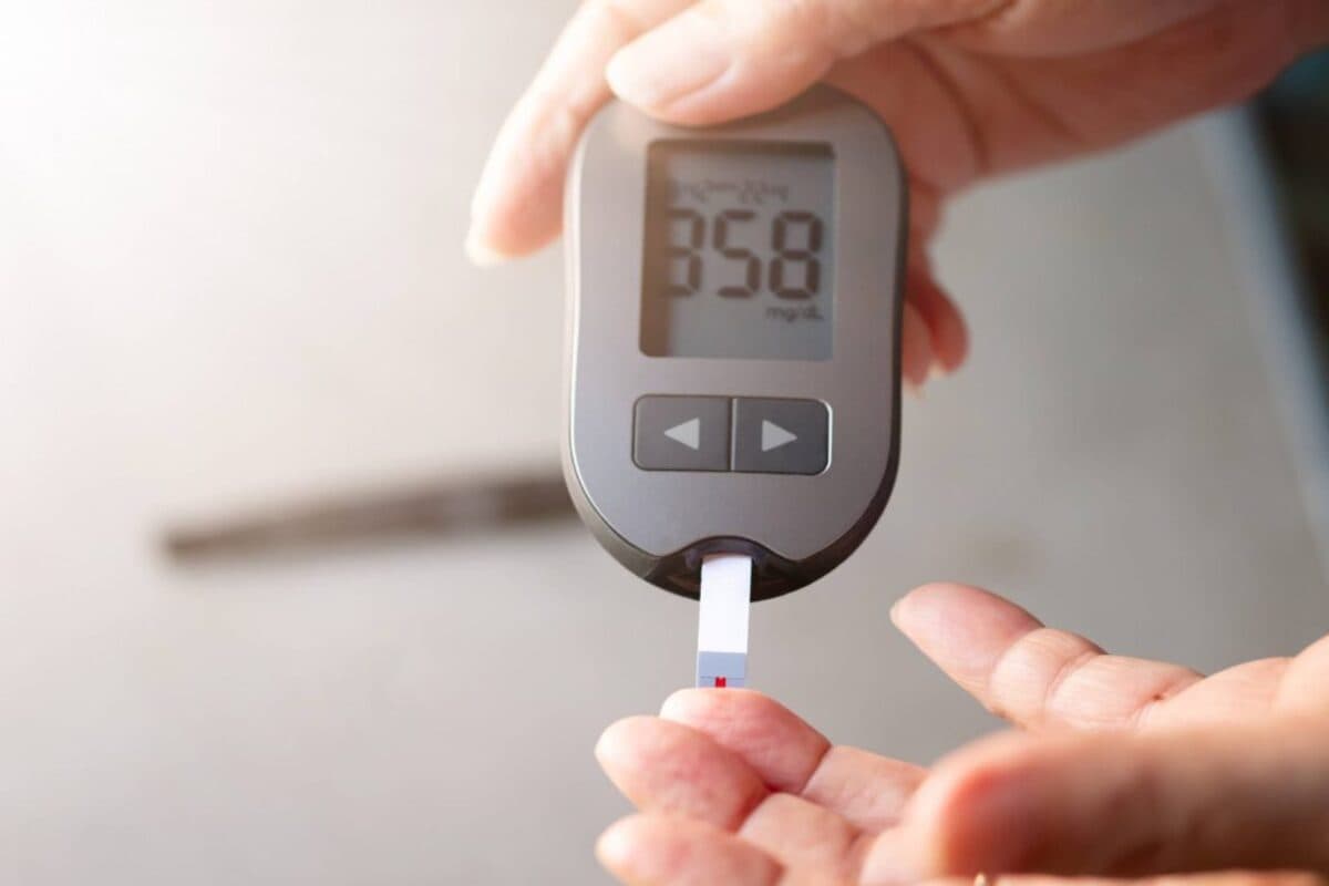 High Blood Sugar levels : मधुमेह का संकेत देते हैं त्वचा पर दिखने वाले यह पांच लक्षण .