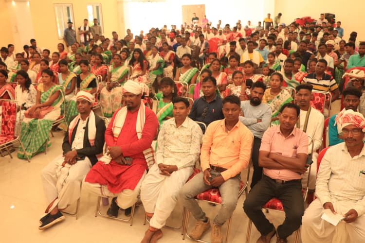 मानकी-मुंडाओं के फैसले को अक्षरश: पालन करेगा हो समाज