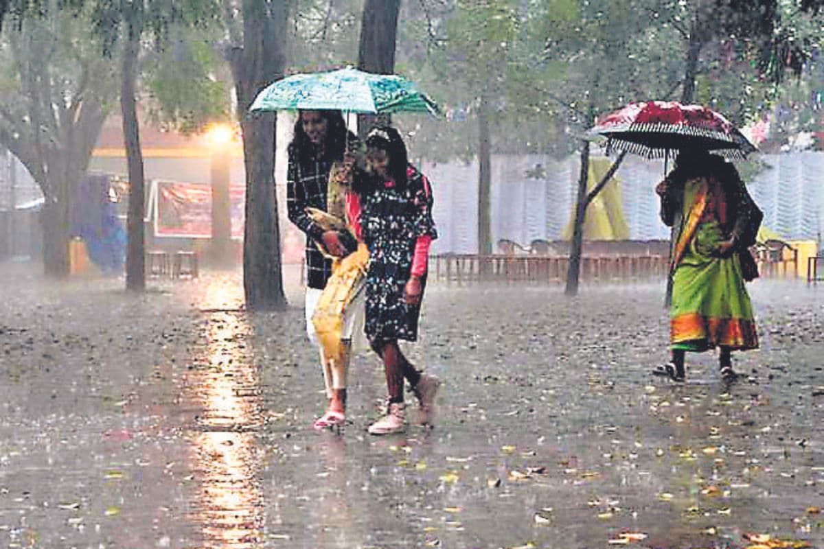 Bengal Weather Forecast : कोलकाता समेत दक्षिण बंगाल में कल हो सकती है बारिश