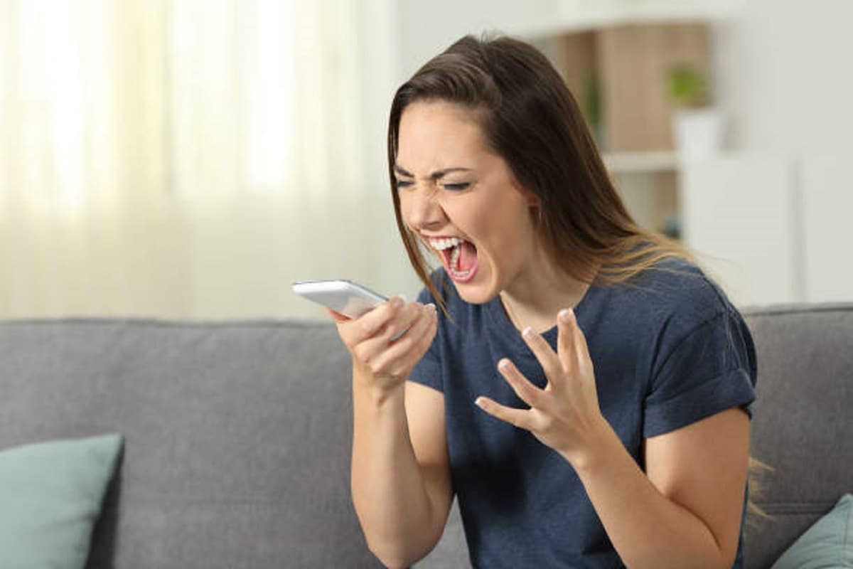 Anger Control: इन तरीकों से कम होगा आपके  गुस्से वाला नेचर