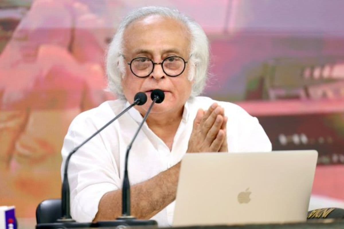 'अंतरिक्ष जाने से पहले गैर जैविक प्रधानमंत्री को जाना चाहिए मणिपुर', जयराम रमेश ने पीएम मोदी पर कसा तंज