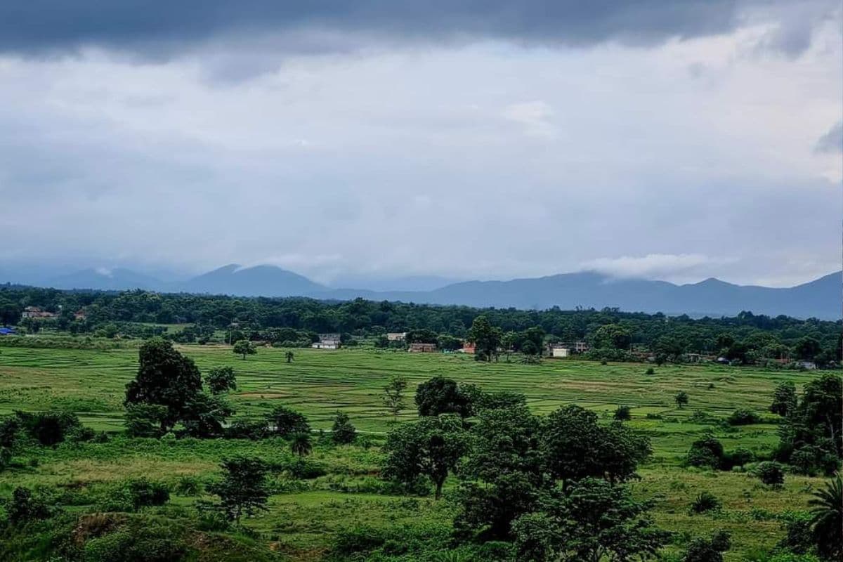 Jharkhand Weather: झारखंड होते हुए बंगाल की ओर तेजी से बढ़ रहा मॉनसून टर्फ, कहीं-कहीं होगी भारी बारिश, 43 फीसदी कम हुई है बारिश
