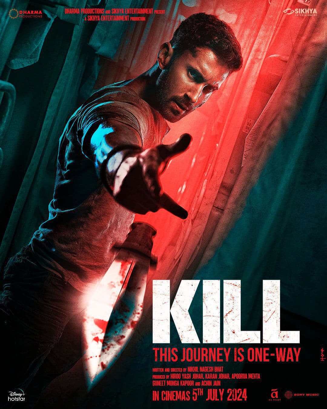 kill movie review खून से लथपथ इस थ्रिलर ड्रामे के सफर को लक्ष्य और राघव अपने दमदार परफॉरमेंस से बना गए हैं एंगेजिंग