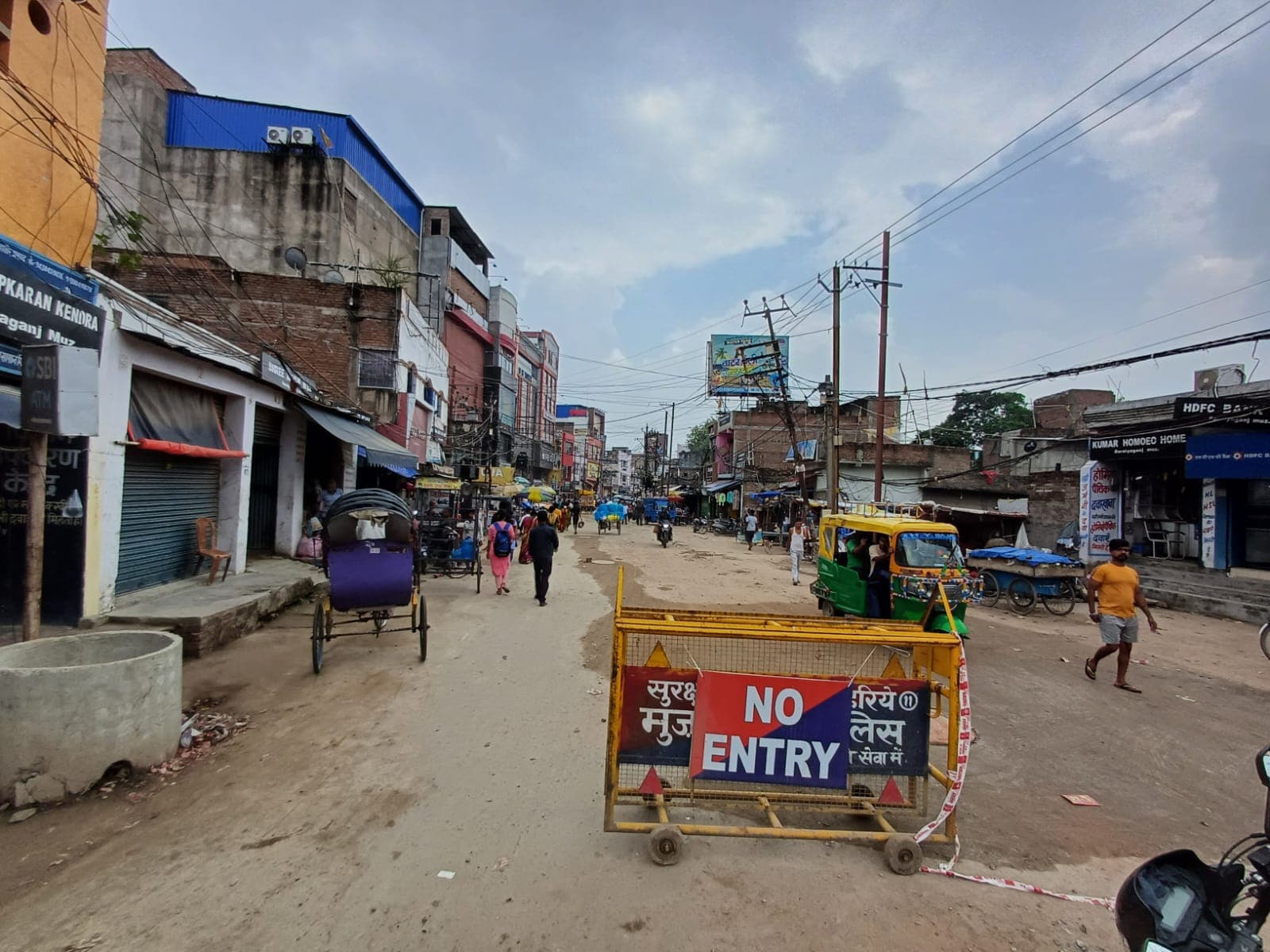 निर्माण कार्य की निगरानी में लापरवाही ने बढ़ाई मुजफ्फरपुर की परेशानी, ट्रैफिक जाम और ठप हुआ कारोबार