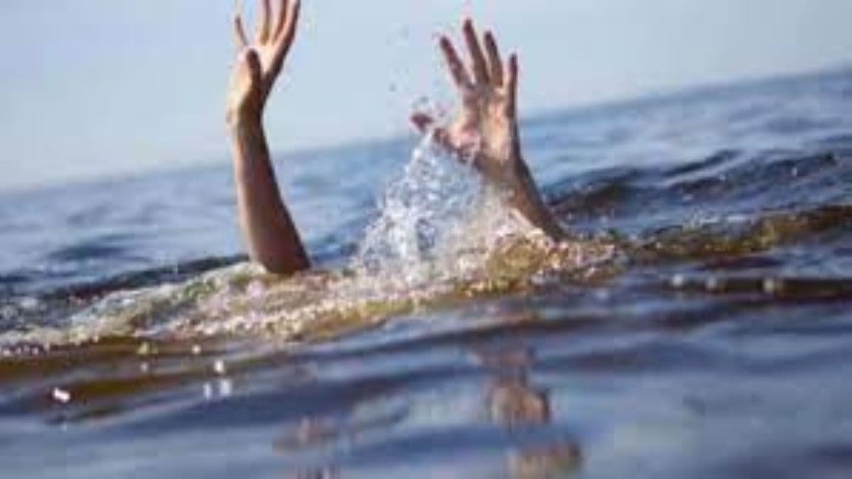नवादा में पानी में डूबने से दो बच्चों की मौत, एक को बचाने के प्रयास में दूसरा डूबा, परिजनों का रो-रोकर बुरा हाल…