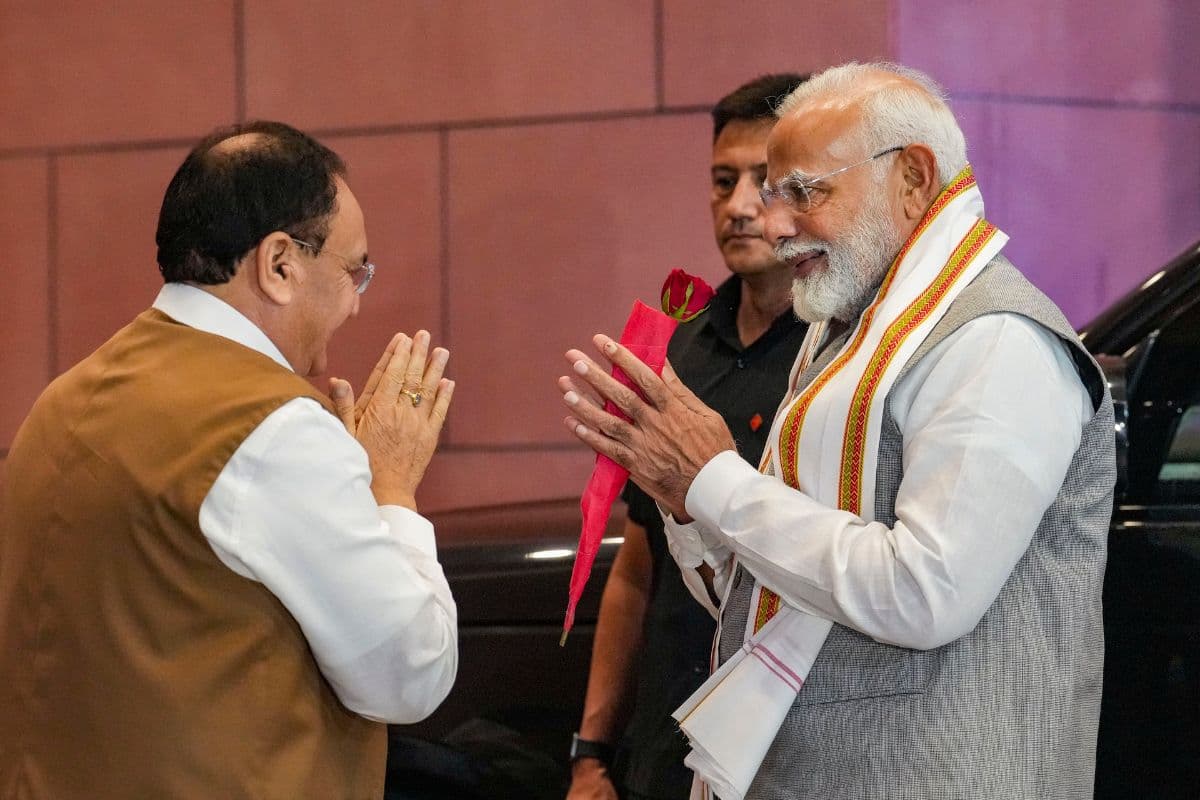 पीएम मोदी पहुंचे भाजपा मुख्यालय, पार्टी कार्यकर्ताओं को संबोधित करेंगे