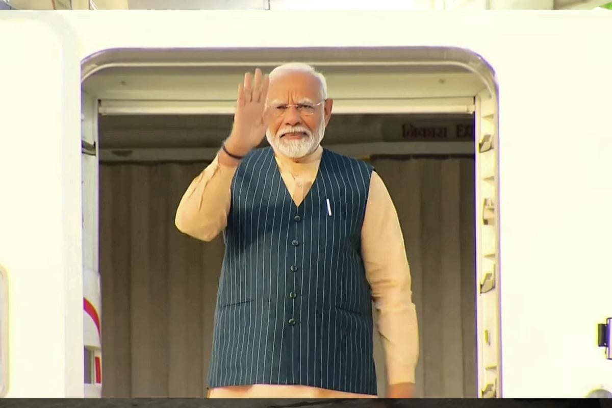 PM Modi IN Ukraine: कीव पहुंचे पीएम मोदी, भारत माता की जय के नारों के साथ हुआ स्वागत