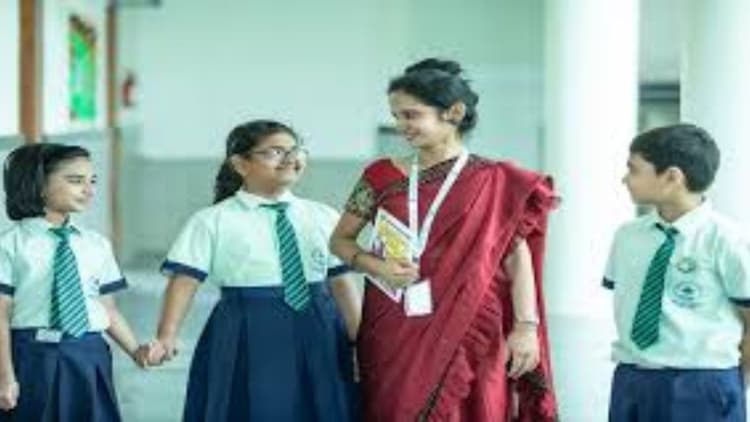 पीएम श्री योजना के पहले चरण में सारण के बीस स्कूलों का चयन, बनेंगे मॉडर्न, दूसरे चरण के लिए 31 तक आवेदन...