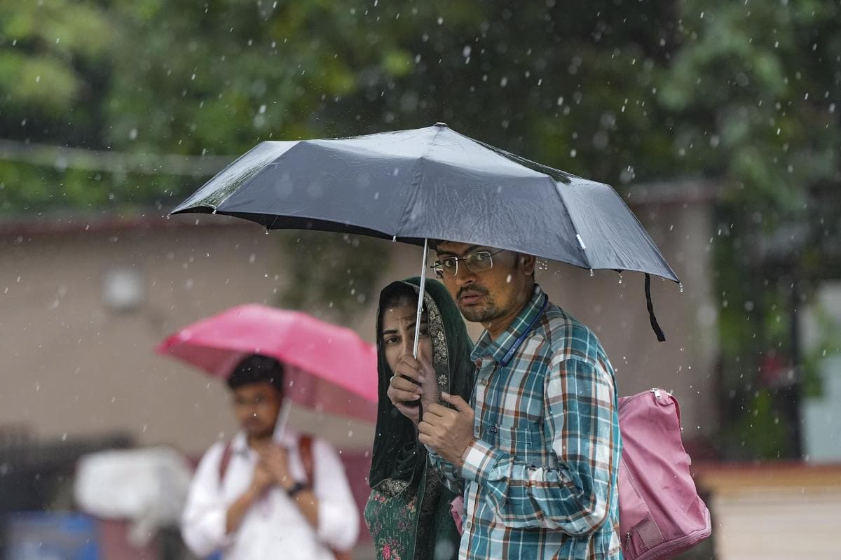 Rajasthan Weather: राजस्थान में अगले 24 घंटे थंडरिंग और बारिश का अलर्ट, 4 से 5 दिन ऐसा रहेगा मौसम