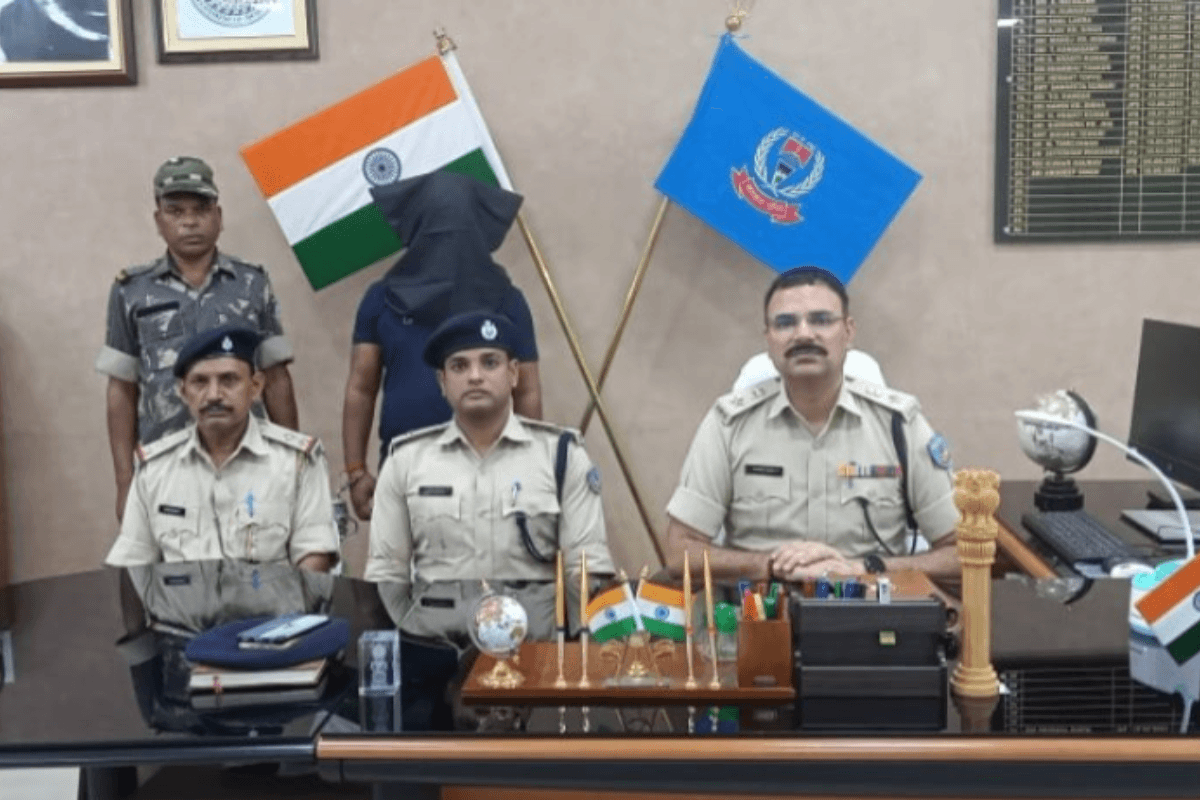 कोडरमा : गांजा तस्कर को पुलिस ने बिहार के नालंदा से किया गिरफ्तार, दो मामले में थी तलाश