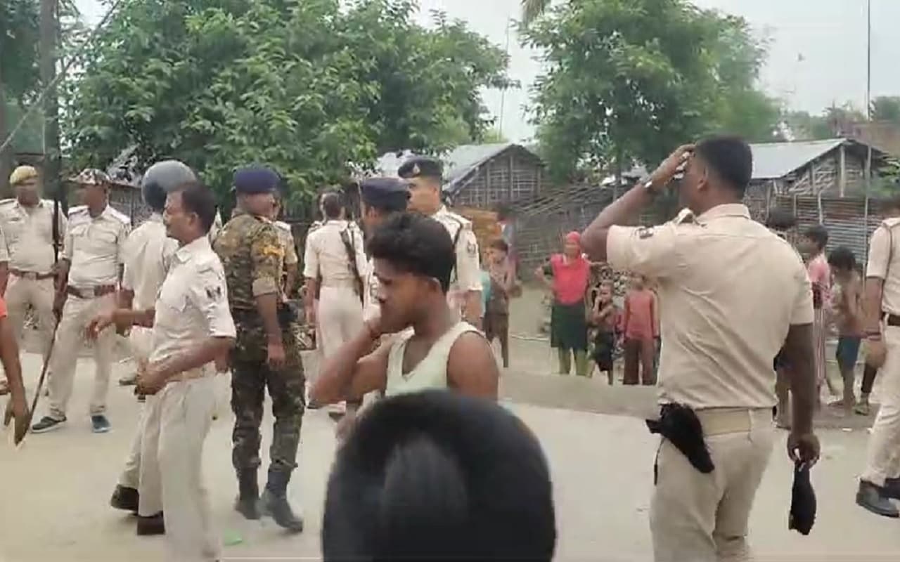 Bihar By Election: रूपौली उपचुनाव में पुलिस और स्थानीय लोगों में झड़प, जख्मी दारोगा को पूर्णिया रेफर किया गया