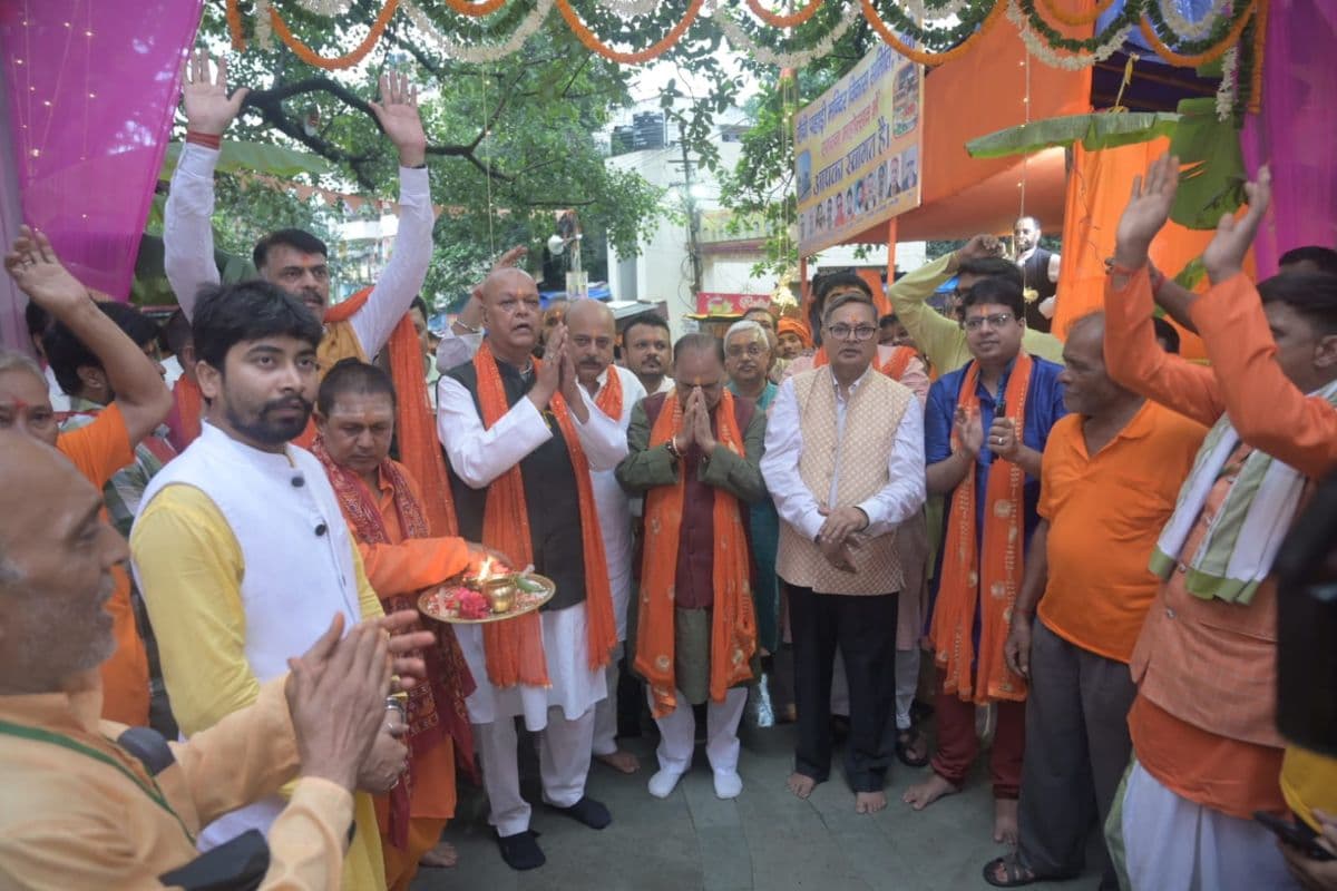 Sawan 2024: रांची के पहाड़ी मंदिर में सावन महोत्सव का शुभारंभ, कलाकारों ने किया शिव तांडव