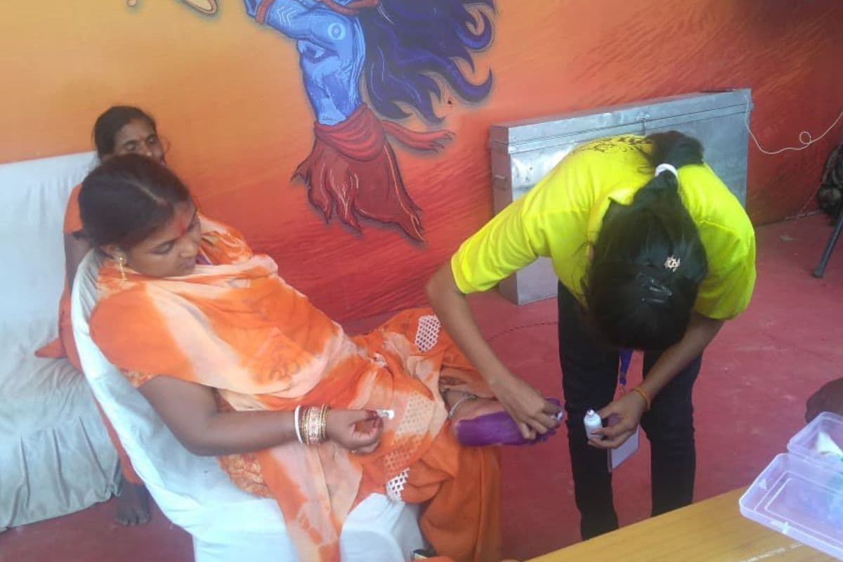 Shravani Mela: कांवरियों के लिए देवघर में 35 स्थायी-अस्थायी स्वास्थ्य केंद्र, प्रभारियों की हुई नियुक्ति, देखें पूरी लिस्ट