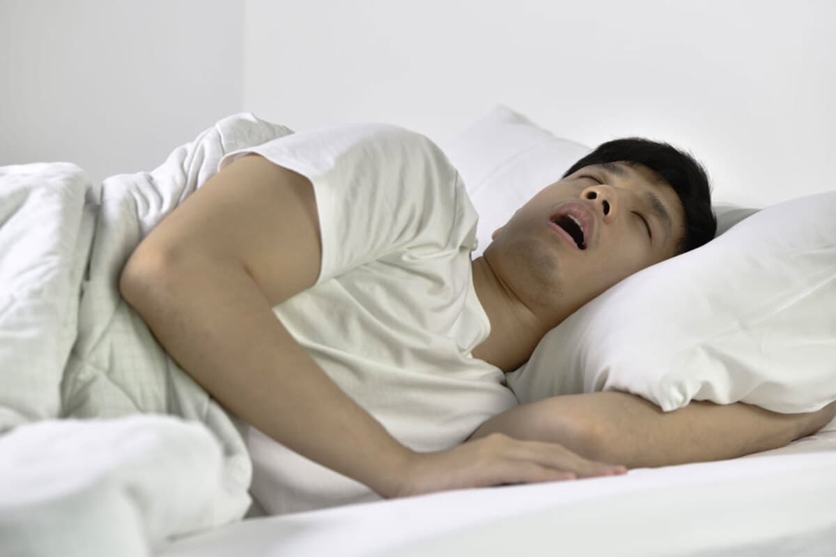 Sleep Apnea: स्लीप एपनिया से पड़ता है मानसिक स्वास्थ्य पर प्रभाव. जानिए इसके लक्षण…