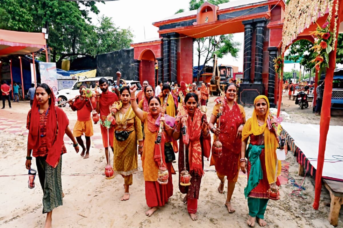 Sawan 2024: शिवोपासना और सोमवार का क्या है रहस्य, जानें विस्तार से