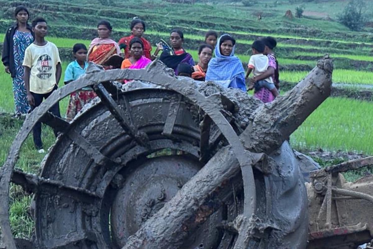 Jharkhand News: गुमला में ट्रैक्टर से दबकर दो लोगों की मौत, 24 घंटे में चार लोगों की गयी जान