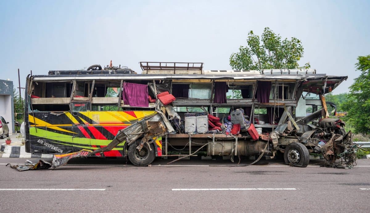 Unnao Accident: आगरा एक्सप्रेसवे दुर्घटना से प्रधानमंत्री दु:खी, मृतक आश्रितों को दो लाख और घायलों को 50 हजार देने की घोषणा