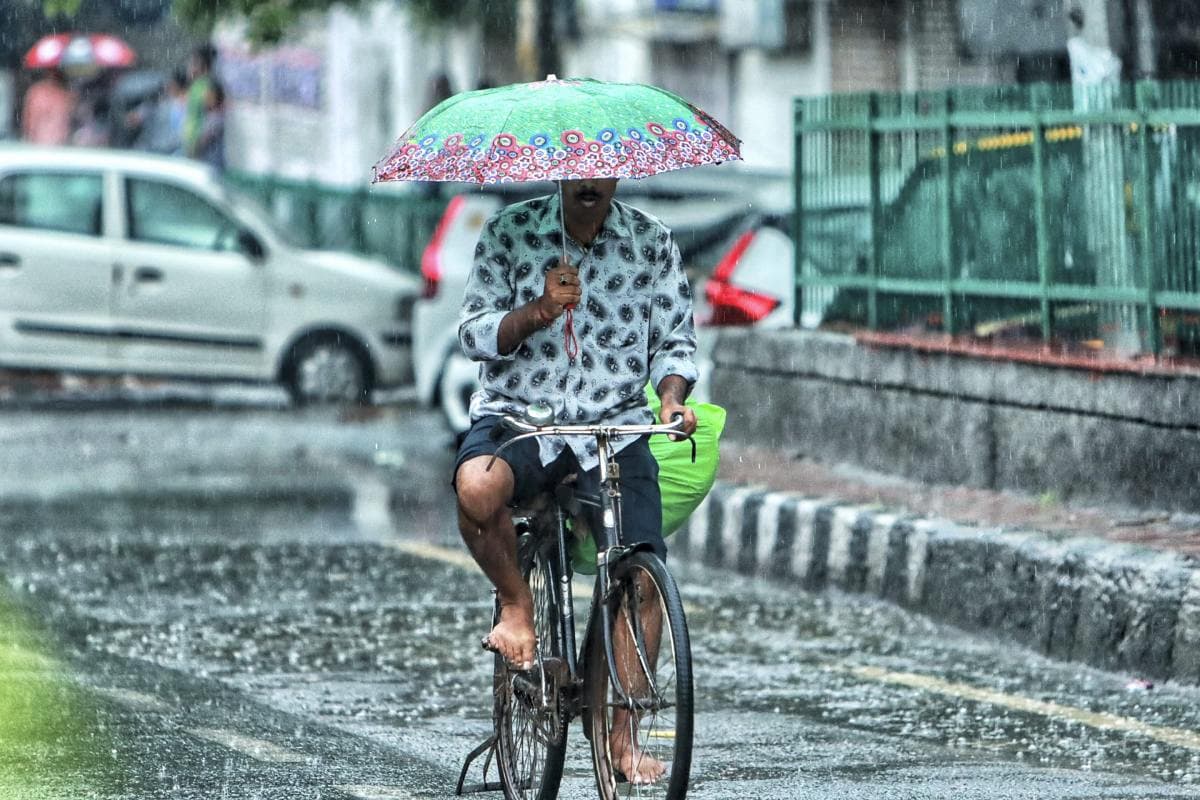 Jharkhand Weather : बंगाल की खाड़ी में बन रहा कम दबाव का क्षेत्र, रांची सहित इन जिलों में हो सकती है भारी बारिश