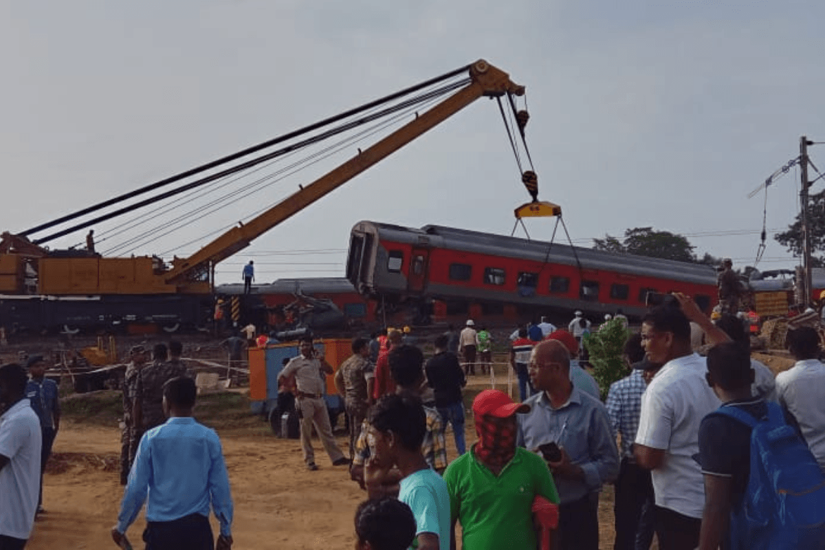 Jharkhand Train Accident: रेल हादसे में 2 लोगों की मौत, 8 गंभीर रूप से घायल, जानें कैसे हुआ हादसा
