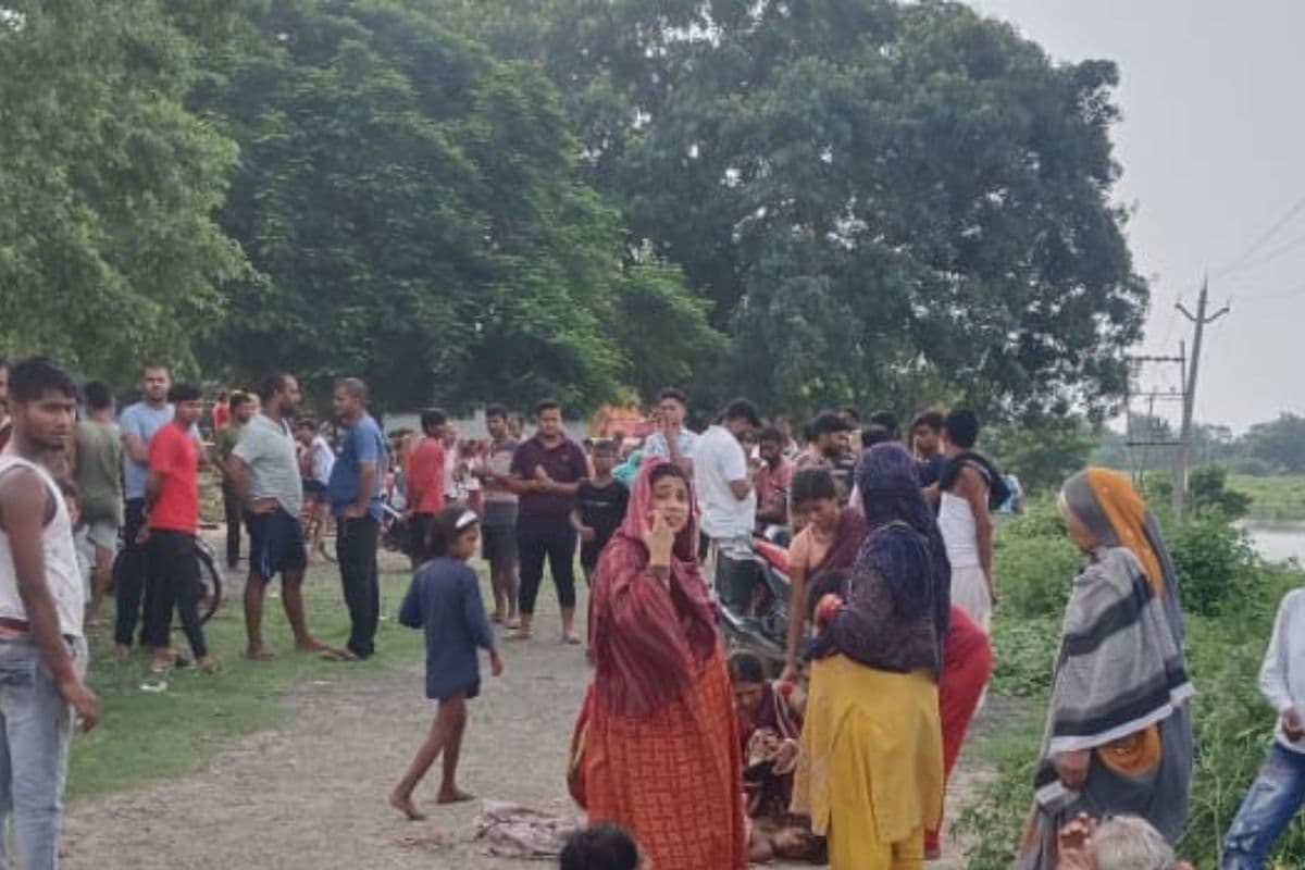 झारखंड के साहिबगंज में बाढ़ का कहर, दो बच्चियों की मौत, निचले इलाके में गंगा का पानी घुसने से जनजीवन प्रभावित