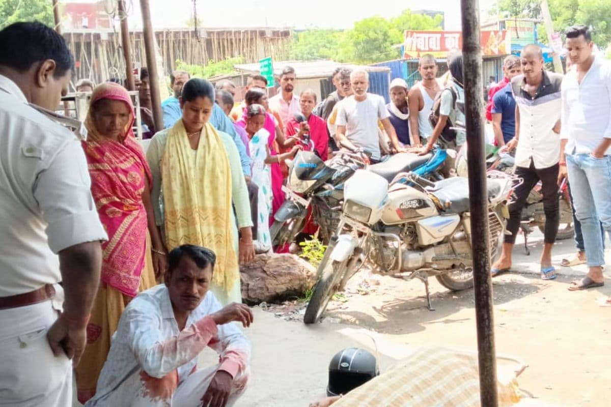 गया में मानपुर अलीपुर मार्ग पर अज्ञात बदमाशों ने बाइक सवार दंपती को मारी गोली, महिला की मौत