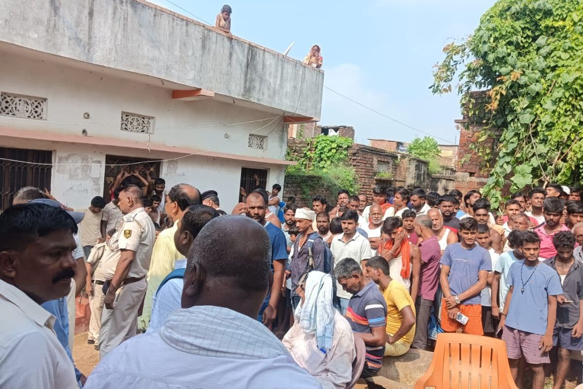 Crime News : पटना में प्रेमी युगल की चाकू मारकर निर्मम हत्या, परिजनों में मचा कोहराम