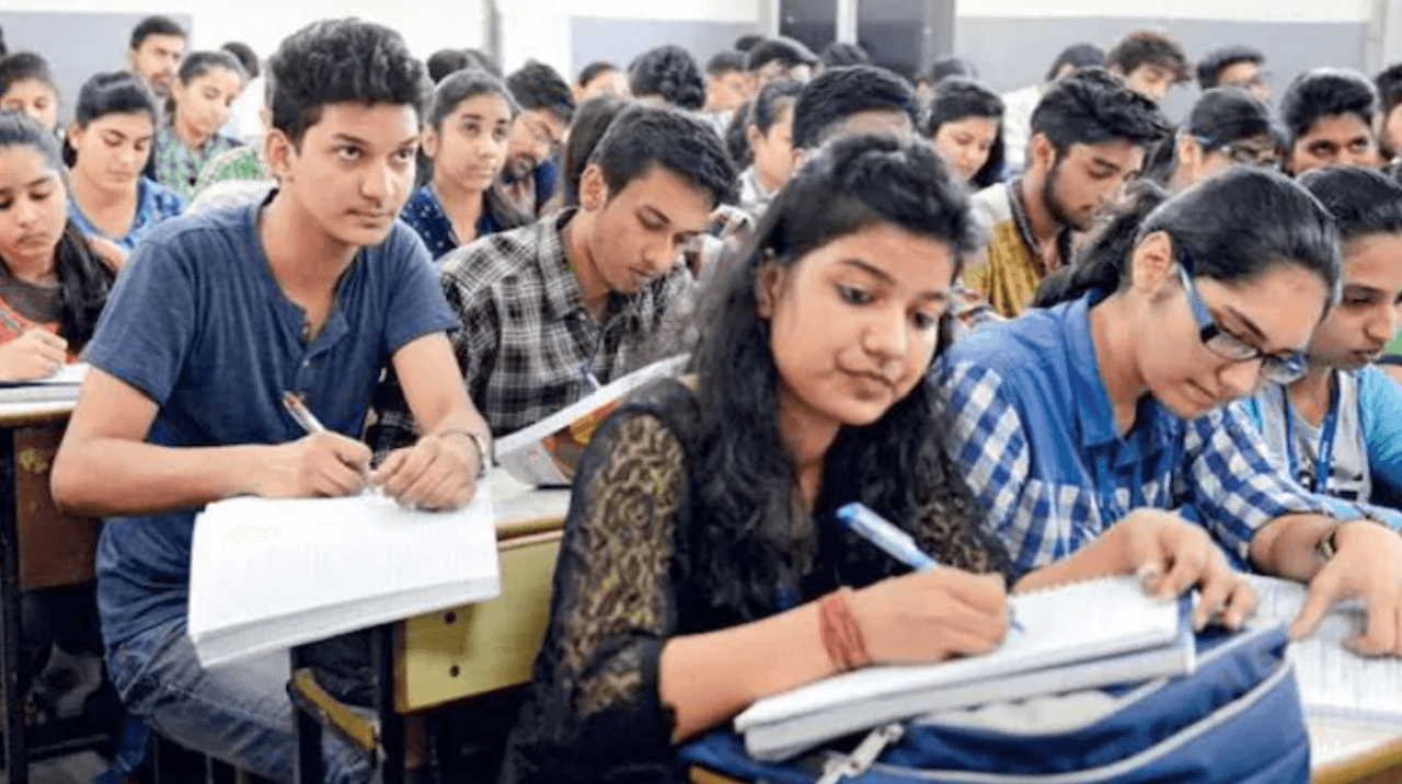 Nalanda News: शहर के कोचिंग संस्थानों में चला जांच अभियान, अधिकतर संस्थान बंद मिले Nalanda News: शहर के कोचिंग संस्थानों में चला जांच अभियान, अधिकतर संस्थान बंद मिले
