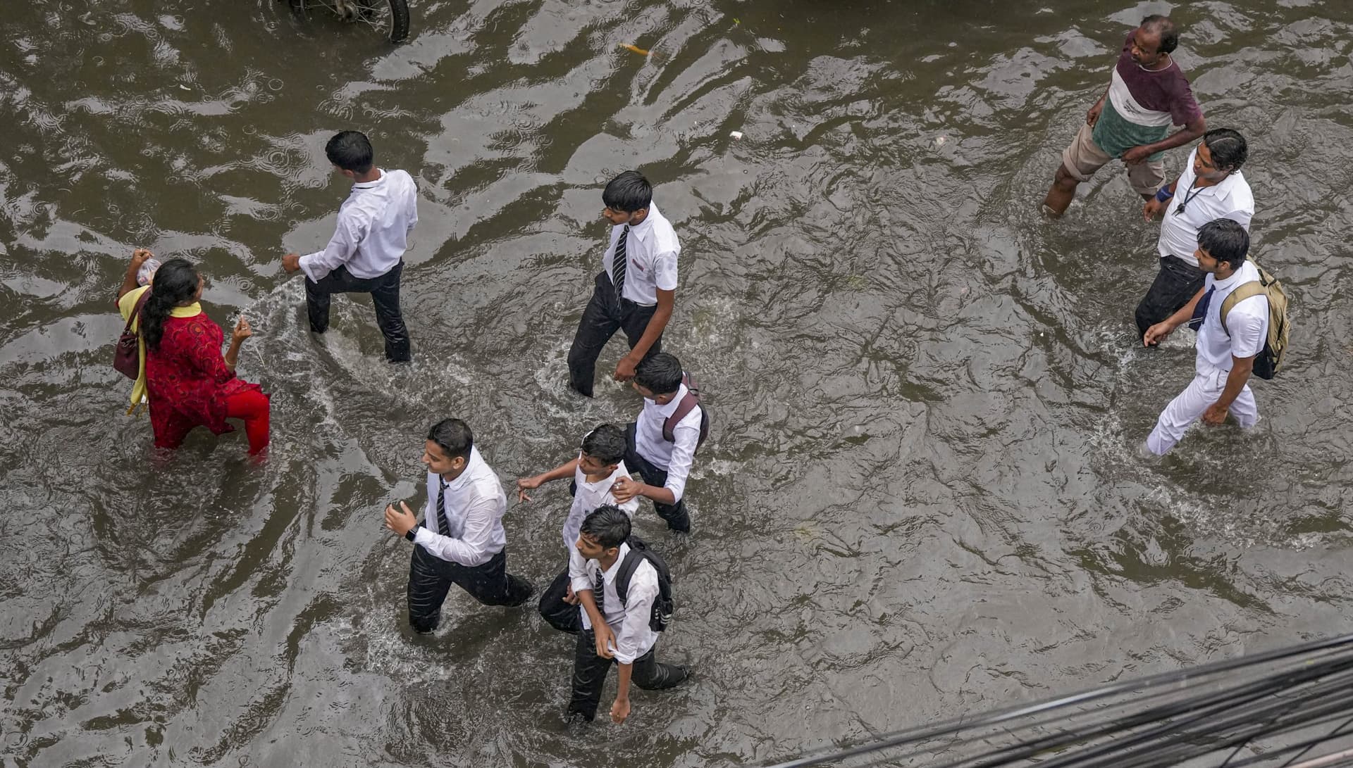 Kal ka Mausam: गुजरात में मानसून मेहरबान, 29 अगस्त तक भारी बारिश का अलर्ट, बंद रहे प्राइमरी स्कूल