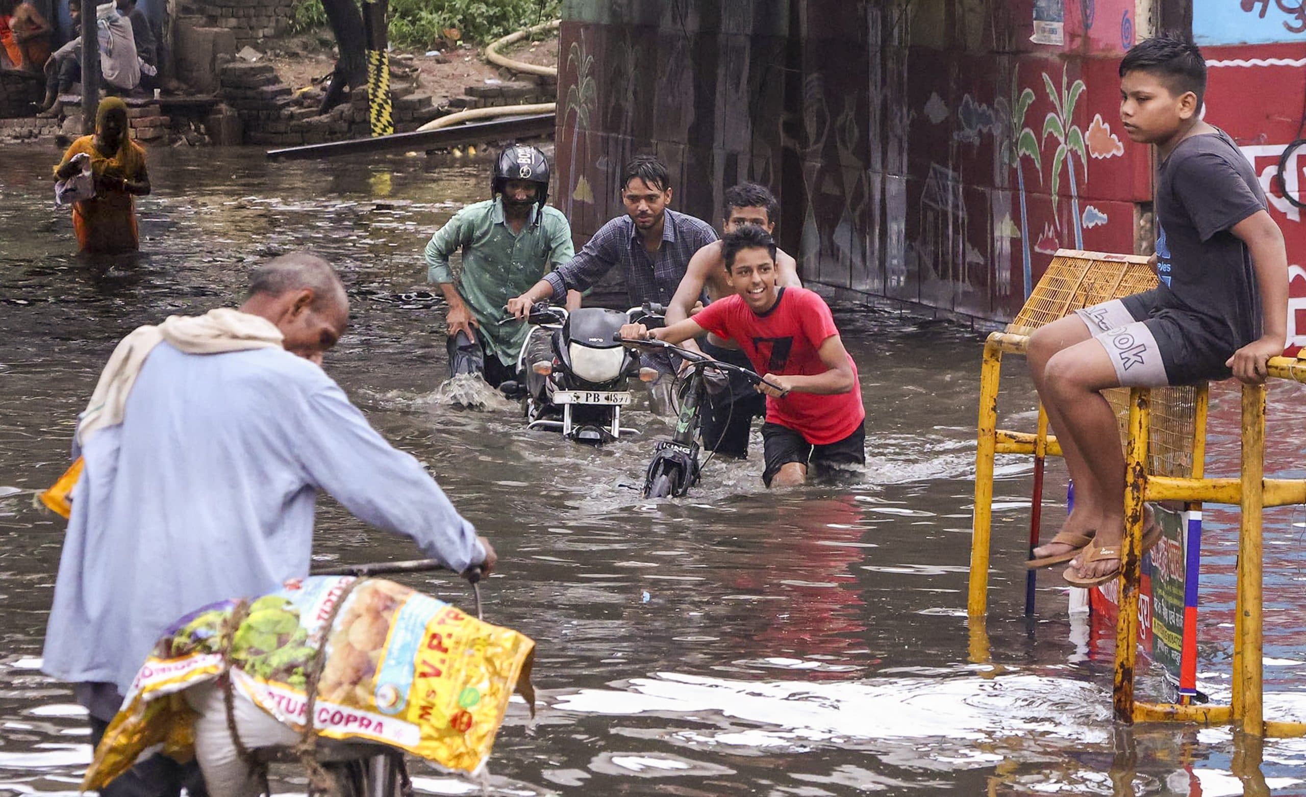 Kal Ka Mausam: बारिश और ठनके को लेकर बिहार में अलर्ट, जानें बुधवार को कैसा रहेगा मौसम