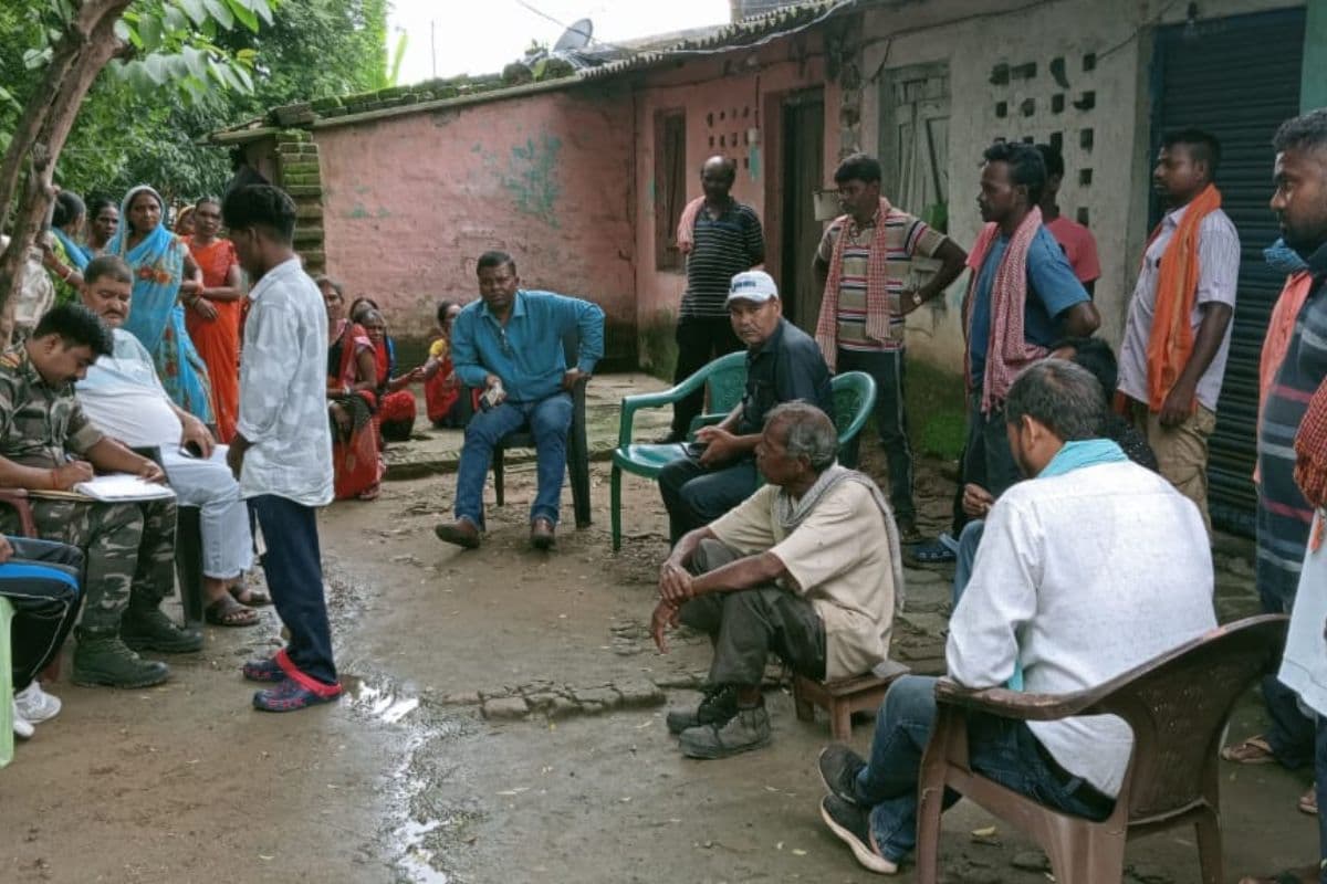 बोकारो के CCL में कार्यरत मजदूर ने फांसी लगाकर की आत्महत्या, लंबे समय से अपने घर पर था बंद