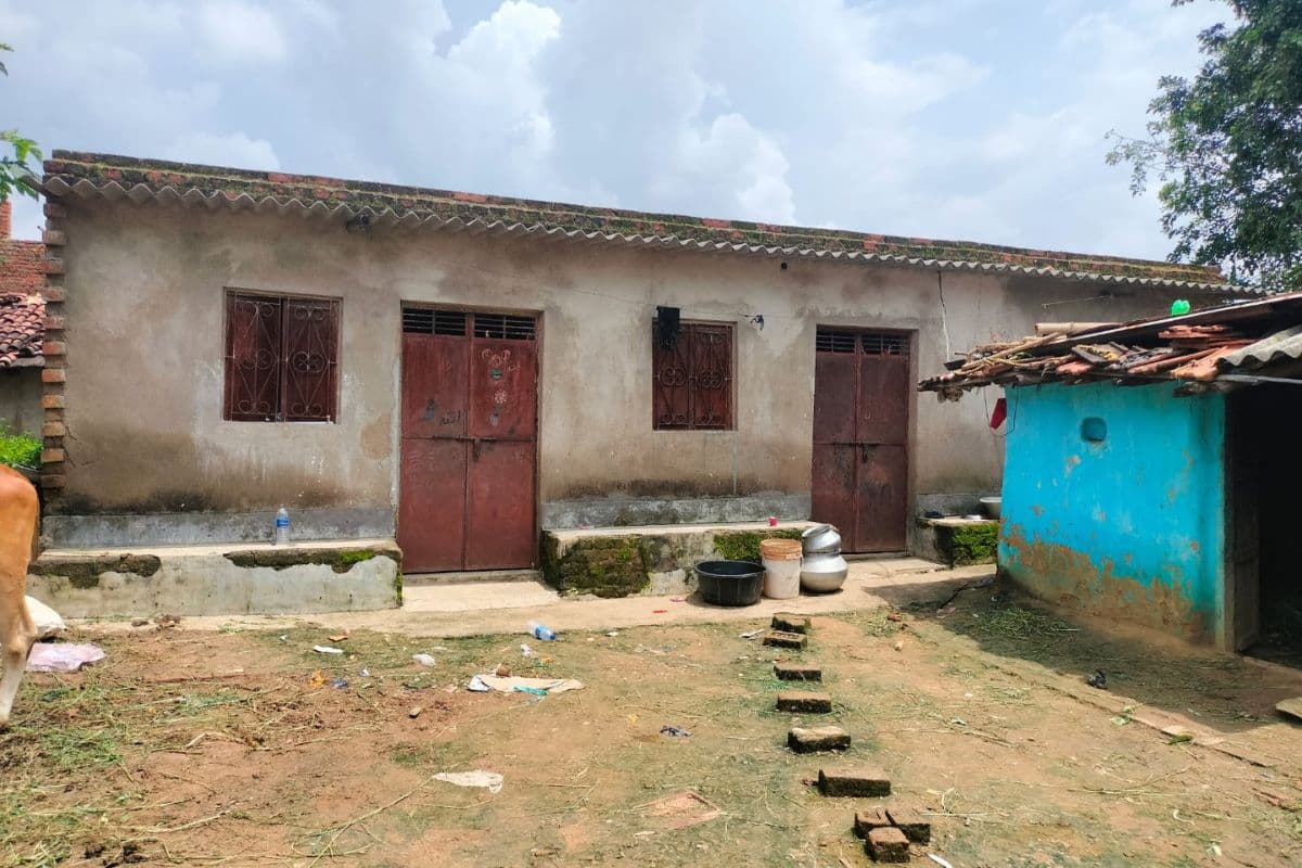 झारखंड : अलकायदा के स्लीपर सेल से जुड़ने से पहले अल्ताफ चलाता था ऑटो, फिर ऐसे बदली उसकी जिंदगी