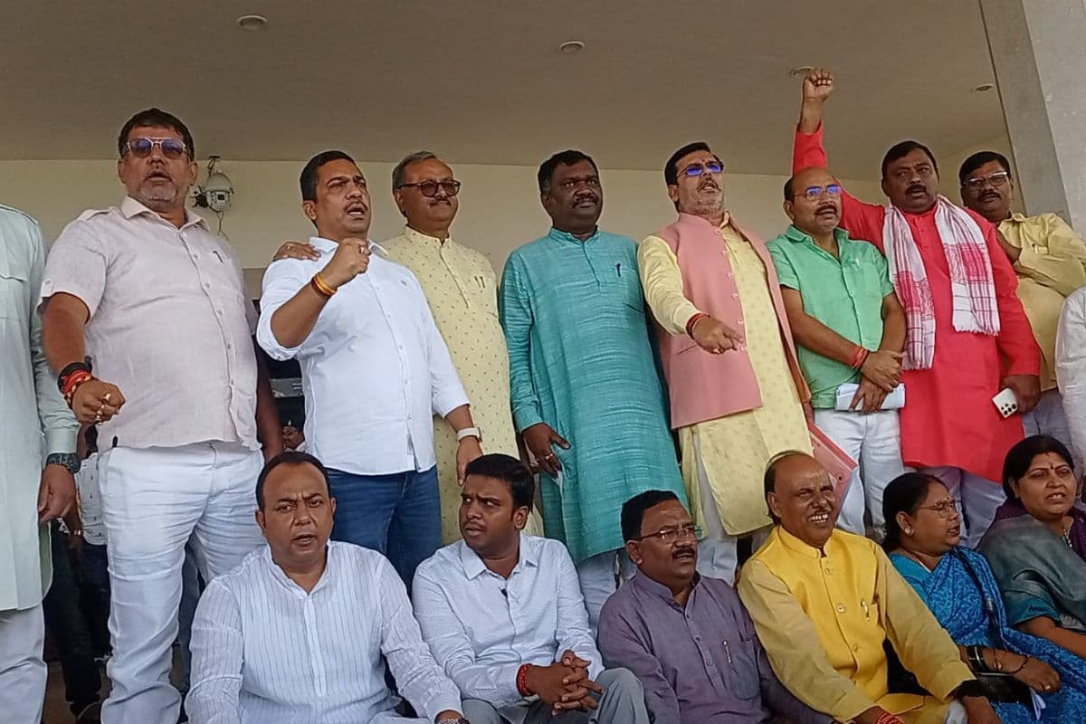 झारखंड विधानसभा स्पीकर ने 18 विधायकों को किया सदन से निलंबित, अमर बाउरी बोले- ये लोकतंत्र की हत्या