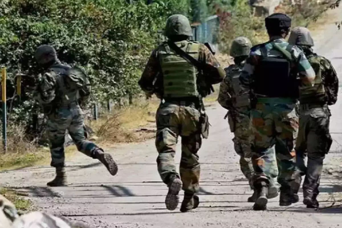 जम्मू-कश्मीर के डोडा में सुरक्षाबल और आतंकियों के बीच मुठभेड़ जारी, सेना के कैप्टन शहीद, 4 आतंकी ढेर