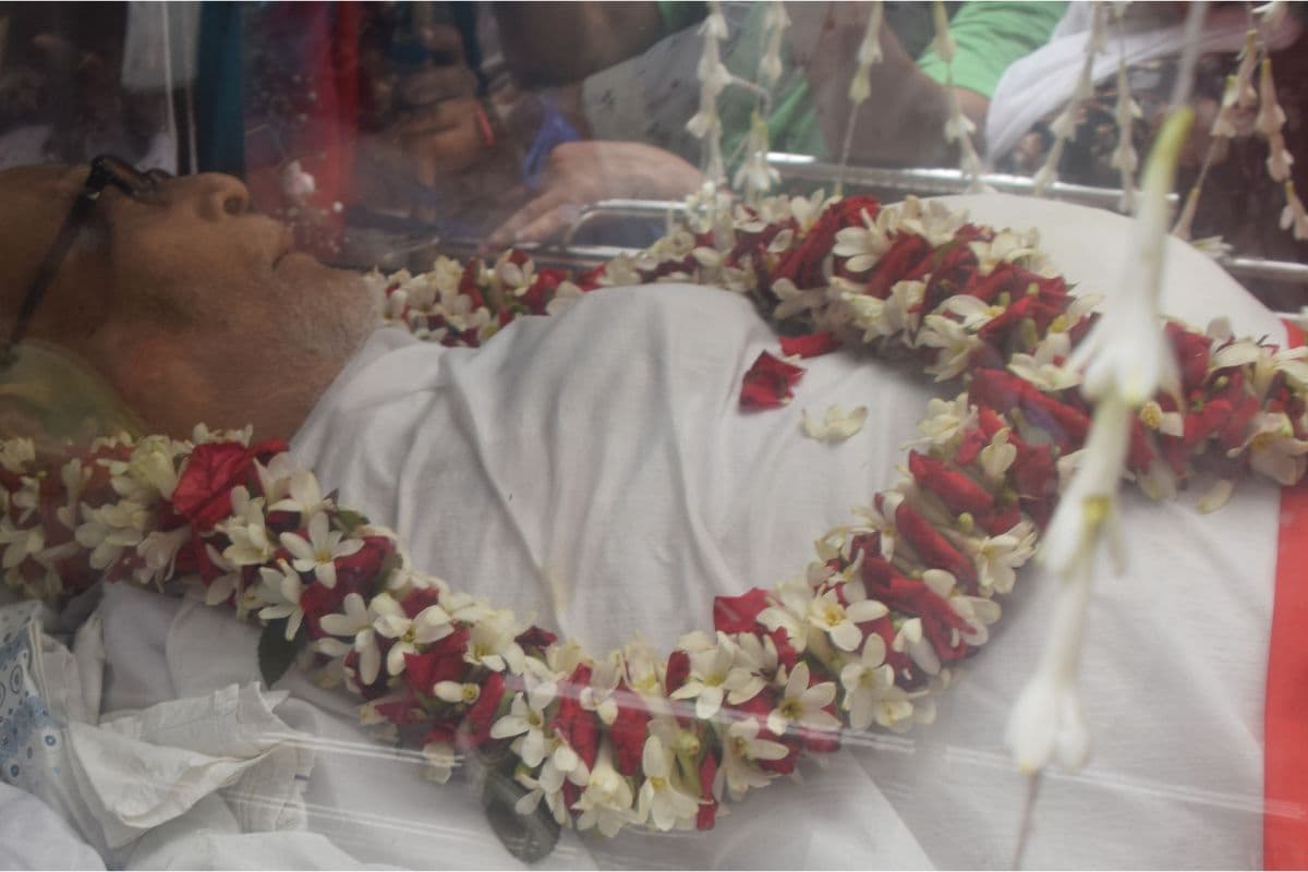 Buddhadeb Bhattacharjee : पीएम मोदी से लेकर मुख्यमंत्री ममता बनर्जी तक ने बुद्धदेव भट्टाचार्य  को लेकर कहा..