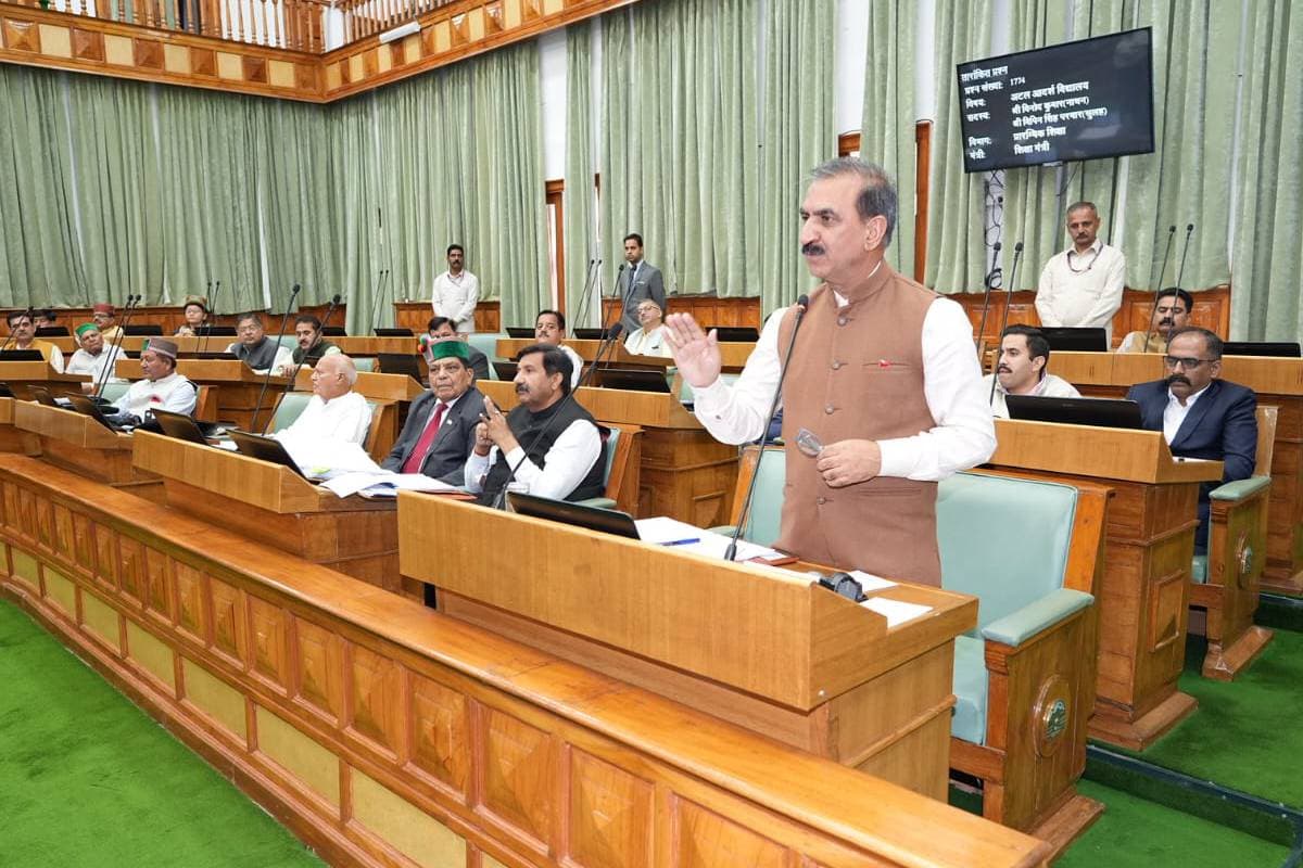 हिमाचल प्रदेश हुआ कंगाल, पहली बार 1 तारीख को कर्मचारियों के खाते में नहीं आया पैसा