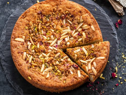 Janmashtami Khoya Cake: इस जन्माष्टमी घर पर ट्राई करें खोया से बना ये टेस्टी केक, यहां है आसान विधि