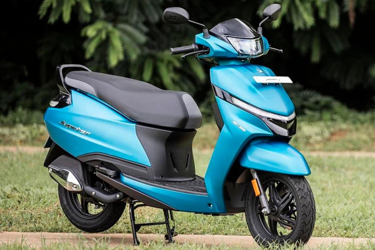 TVS Jupiter 110 के लॉन्च होने के बाद Honda Activa की चमक पड़ गई फीकी, जानें क्यों है खास