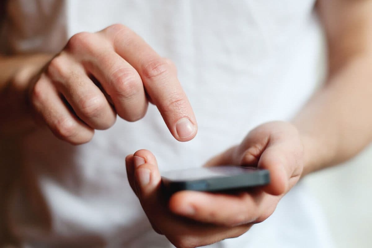 News: सिरफिरे व्यक्ति ने 87 बार सिम बदला, महिला दरोगा से कहा- शादी नहीं करोगी तो… जानें फिर क्या हुआ? 