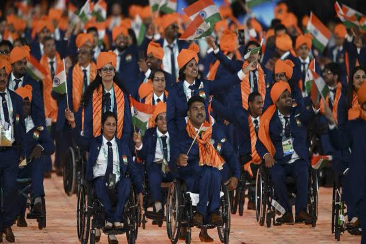 Paris Paralympics 2024: धूमधाम से मना ओपनिंग सेरेमनी, झूमते दिखें खिलाड़ी