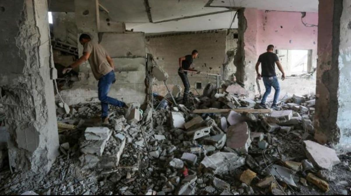 Israel Gaja War: इजरायल ने फिर दागे गाजा पर रॉकेट, 100 से ज्यादा फिलिस्तीनियों की मौत