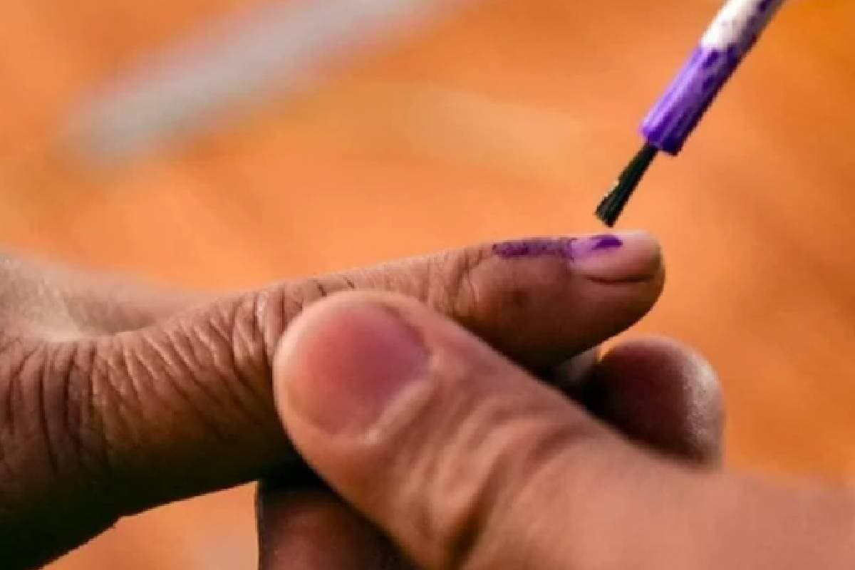 Jharkhand Assembly Election: सीट बंटवारे में जुटा इंडिया गठबंधन, BJP की सूची का इंतजार, आज से नामांकन शुरू