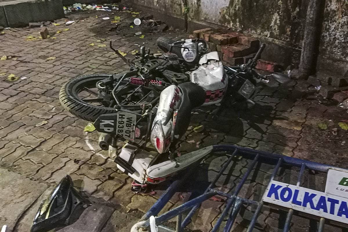 R G Kar Hospital Incident : बीजेपी का आरोप- ममता बनर्जी के गुंडों ने अस्पताल में की तोड़फोड़