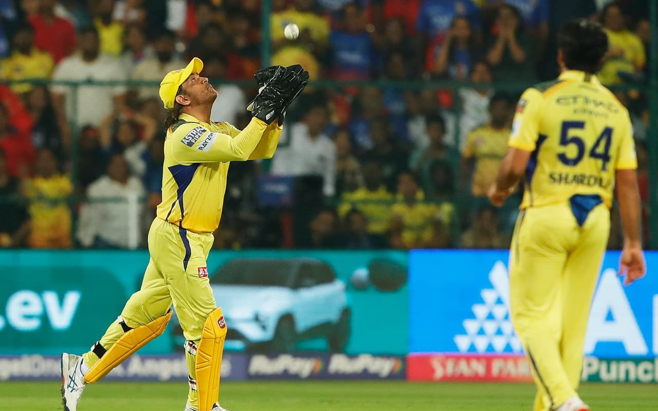 क्या MS Dhoni आईपीएल 2025 में अनकैप्ड खिलाड़ी के रूप में खेलेंगे? पुराना नियम लागू करने की तैयारी में है BCCI