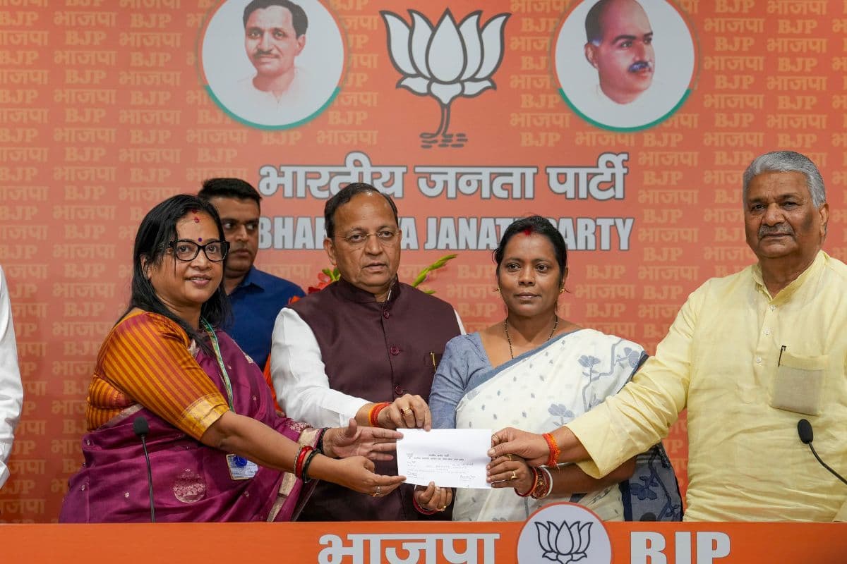 ओडिशा में बड़ा खेला, BJD छोड़ BJP में शामिल हुईं ममता मोहंता, एक दिन पहले दिया था राज्यसभा से इस्तीफा