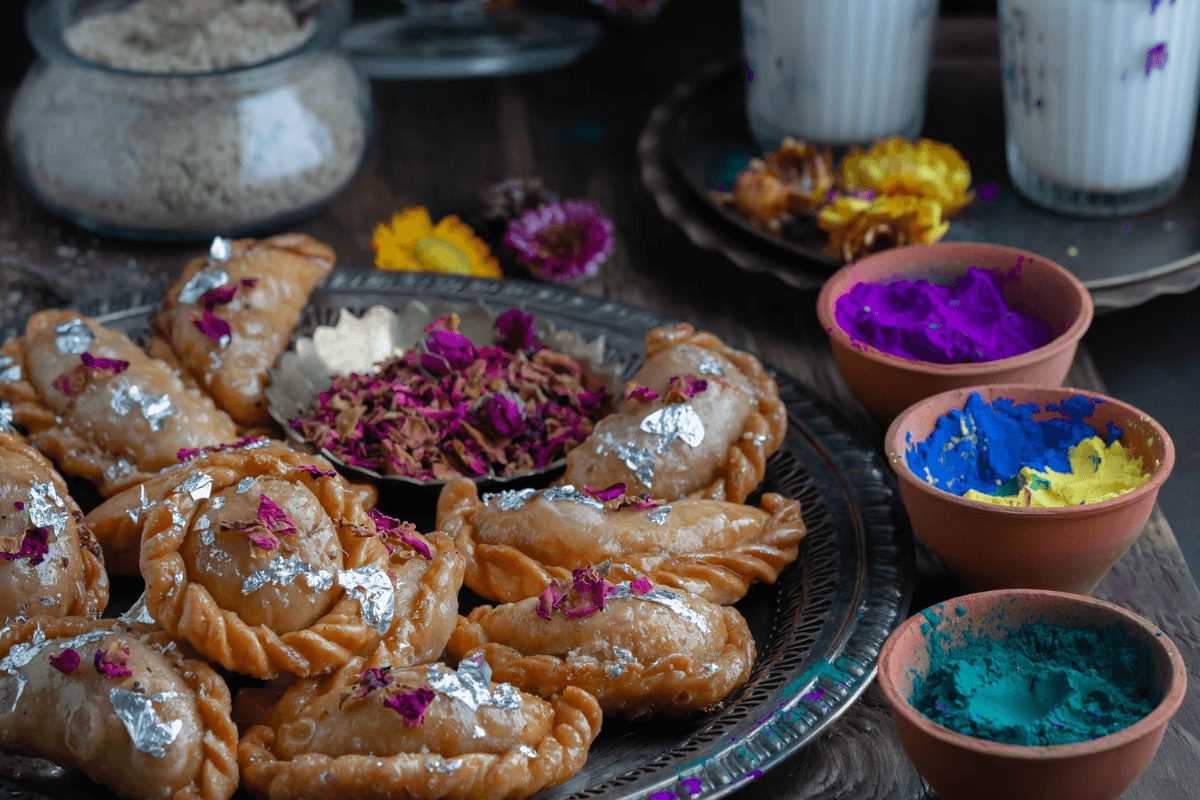 Mava Ki Gujiyan Recipe: गणेश चतुर्थी के शुभ अवसर पर स्वादिष्ट मावा की गुजिया बनाना न भूलें, नोट करें ये आसान रेसपी Mava Ki Gujiyan Recipe: गणेश चतुर्थी के शुभ अवसर पर स्वादिष्ट मावा की गुजिया बनाना न भूलें, नोट करें ये आसान रेसपी