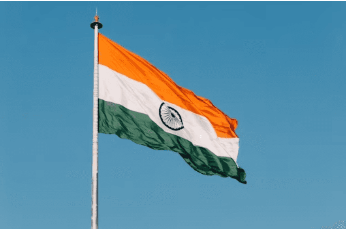 Poem on Independence Day: कार्यक्रम में जान फूंक देगी बाल गंगाधर तिलक की यह कविता