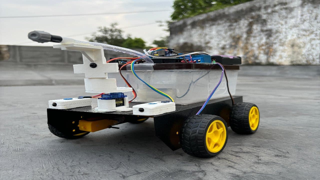 मुजफ्फरपुर में एमआइटी के छात्रों ने बनाया फायरफाइटर रोबोट, अग्निशमन अभियान में करेगा मदद